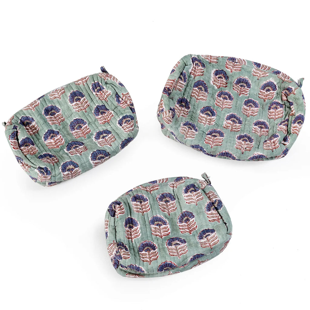 Green Beautiful Floral Toiletry Bag Cosmetic Punches