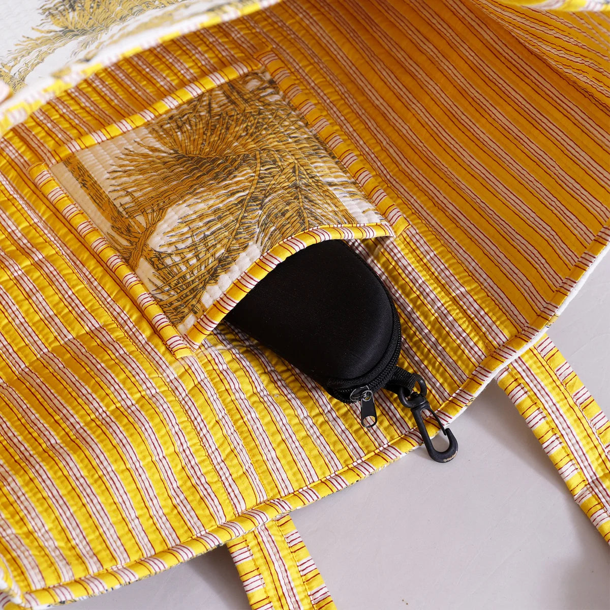 Palm Tree Print Women Yellow Tote Bag