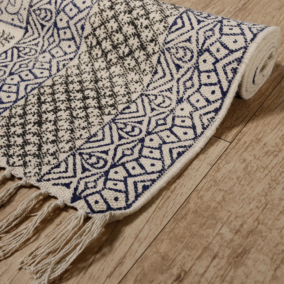 Floral Printed Traditional Floor Mat White Rug